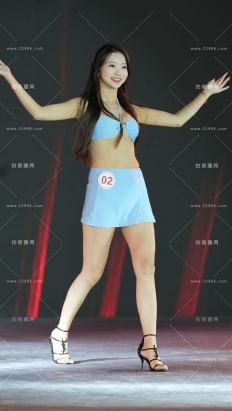 选美压轴内衣走秀好像有无内哦1058P