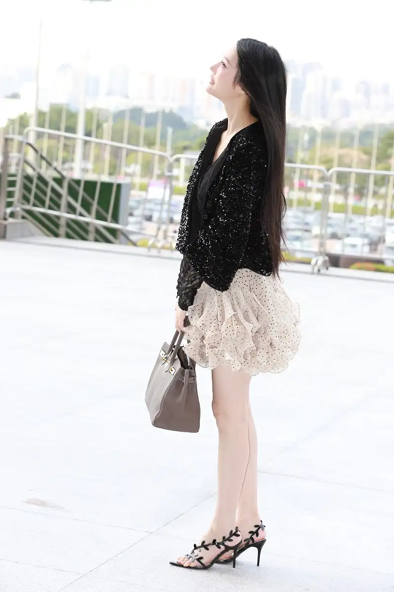 21053430830.webp.webp