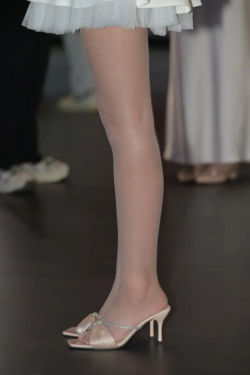 20120856640.webp.webp