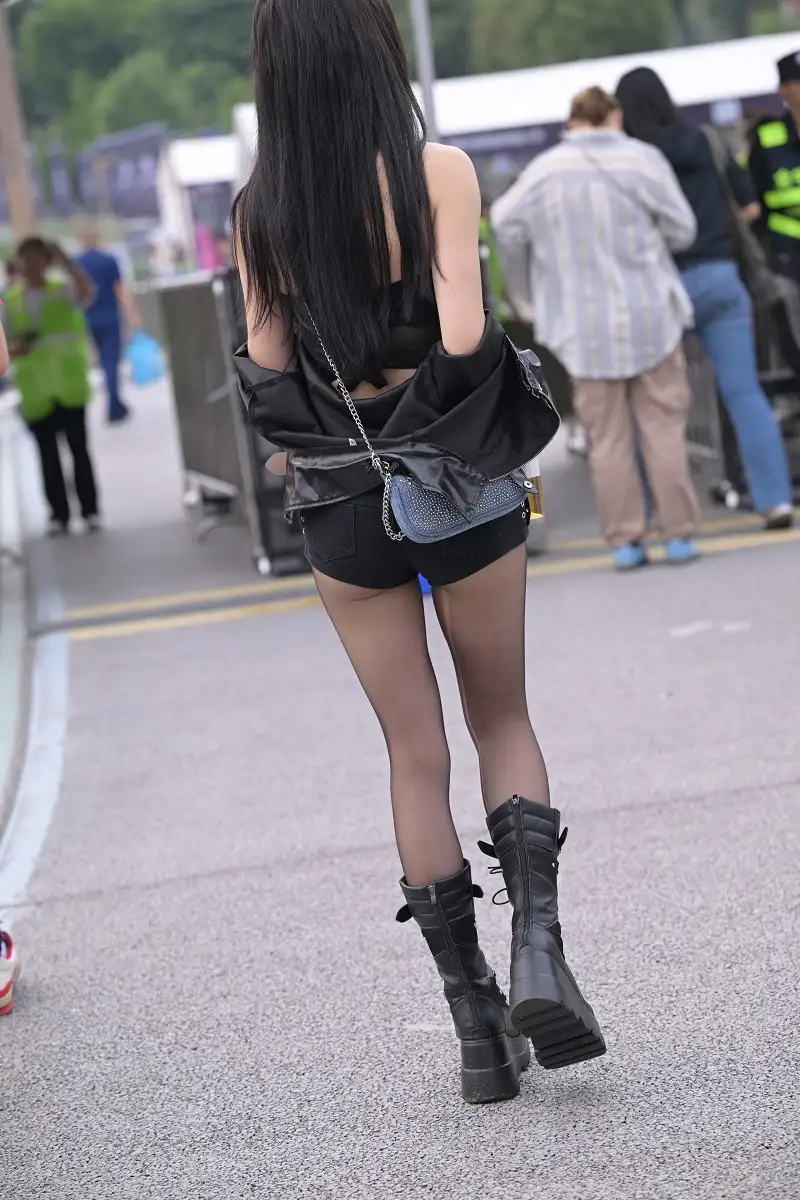 22075303779.webp.webp