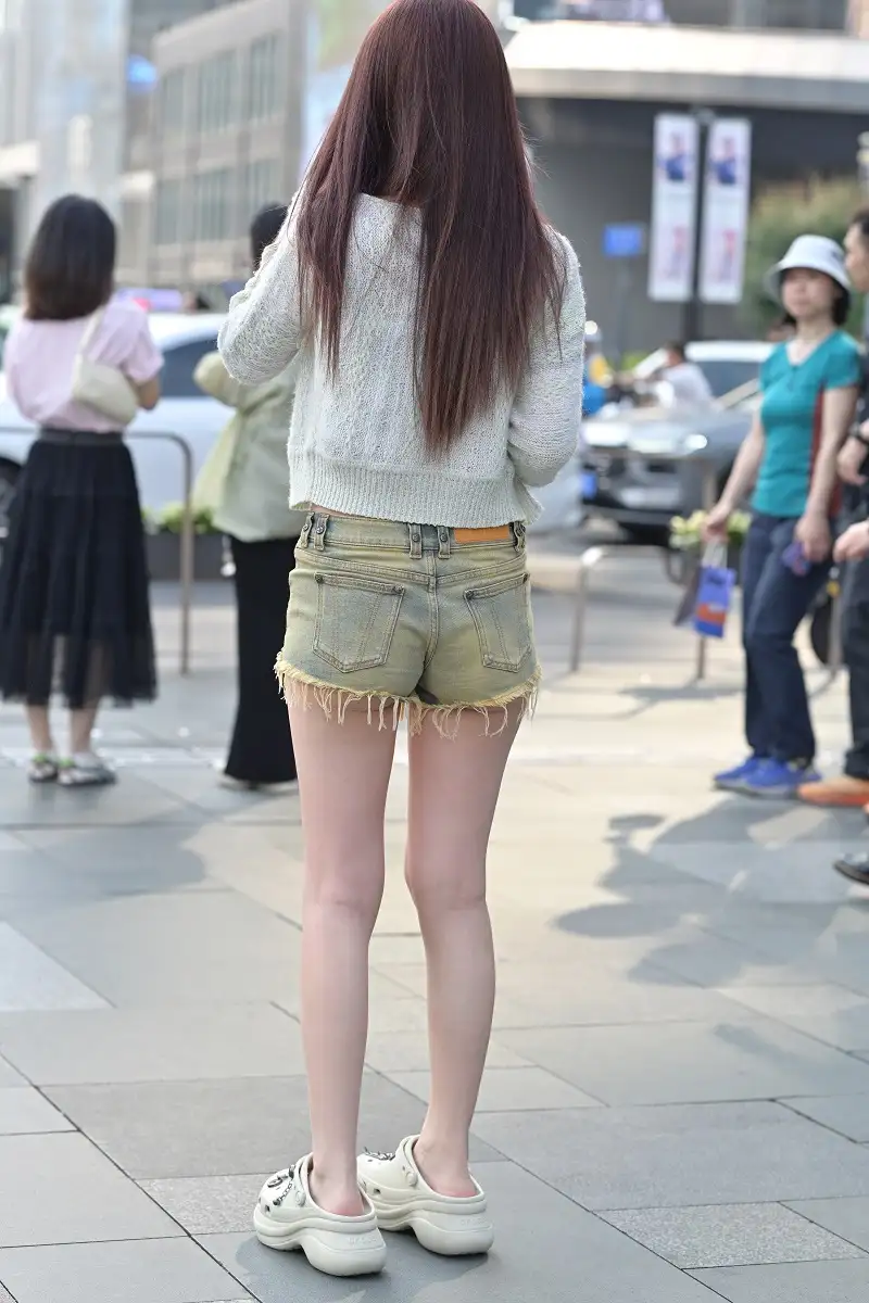 08132903366.webp.webp