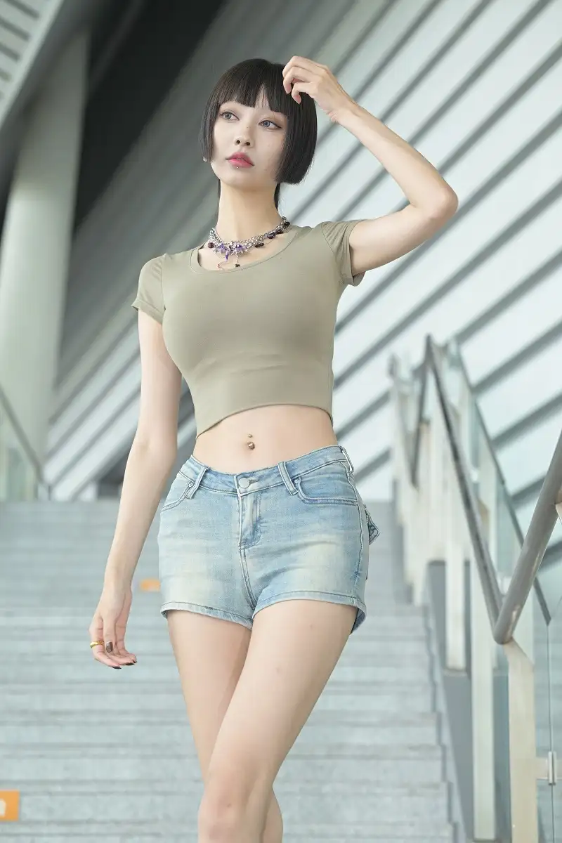 23044526655.webp.webp