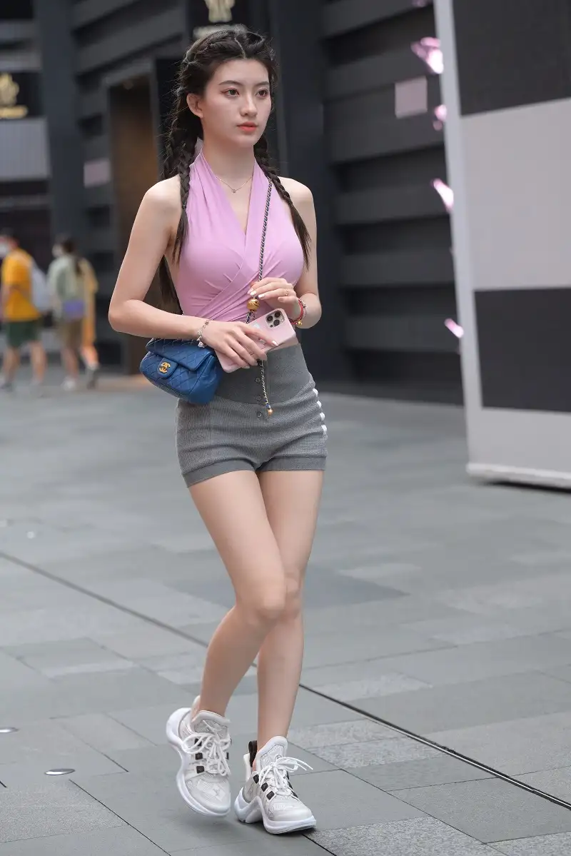 29074530688.webp.webp