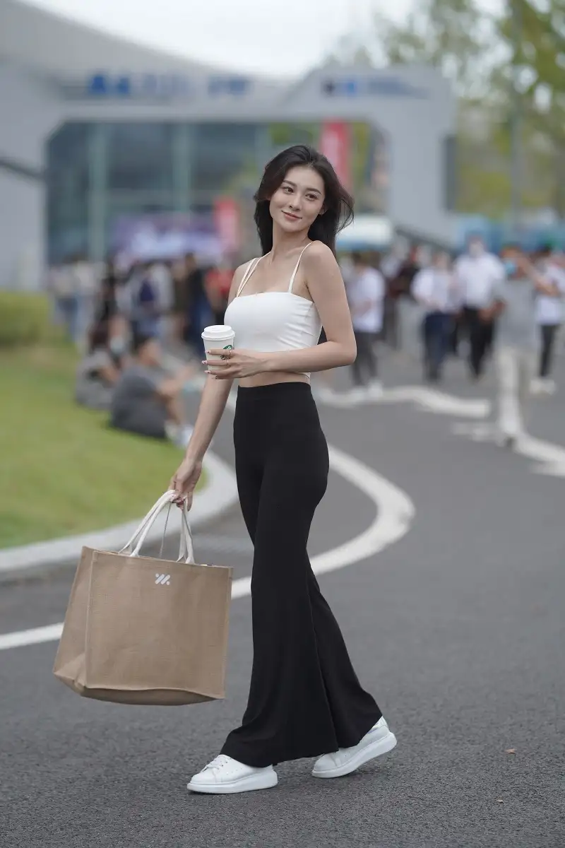 18091733463.webp.webp