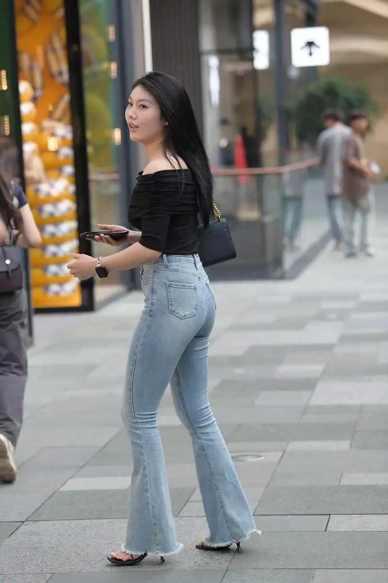 19132405618.webp.webp