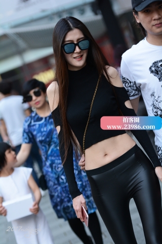 咔喳赛3  包不离屁，只能夹缝中求生存（21p）