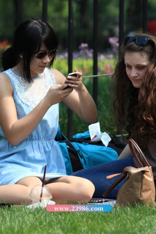 查看完整内容：街拍气质高颜值长丝连衣裙美女 - 共20张图片