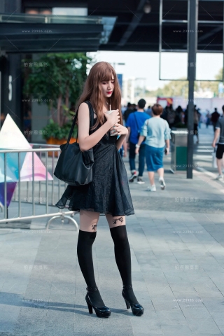 长筒袜高跟美女