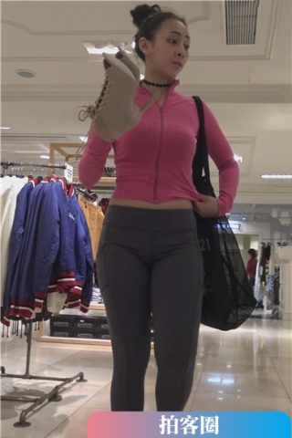 查看完整内容：4k-前凸后翘美三角粉衣丰满少F [2.71 GB]（视频版） - 共8张图片