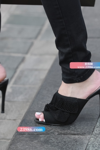 【凯恩赛帖】窈窕曲线 亭亭玉立的自信女人