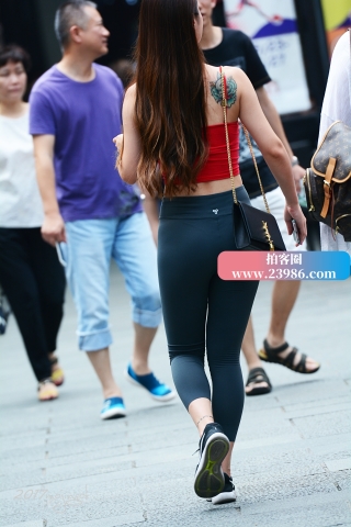 咔喳赛帖 ----漂亮运动的打扮