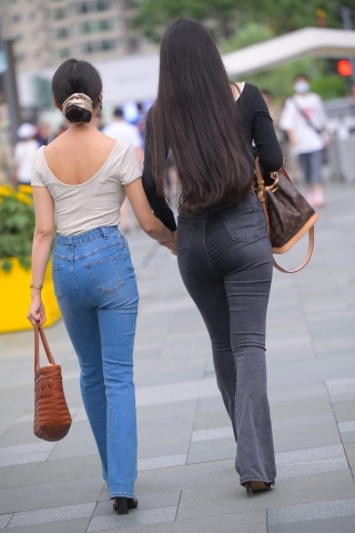 黑色紧牛（完整版）