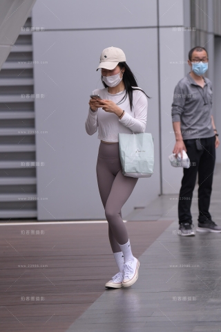 查看完整内容：好紧的紧身裤 - 共16张图片