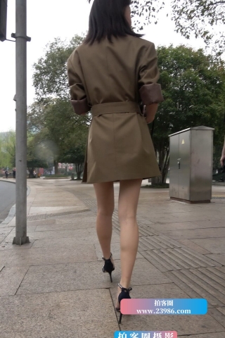 查看完整内容：4K - 时尚美女 [1.10 GB/MP4]（视频版） - 共8张图片