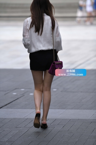 ★白皙腿腿小姐姐★