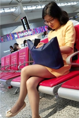 查看完整内容：4k超清，韵味黑丝美丽连衣裙少妇（视频版） - 共8张图片