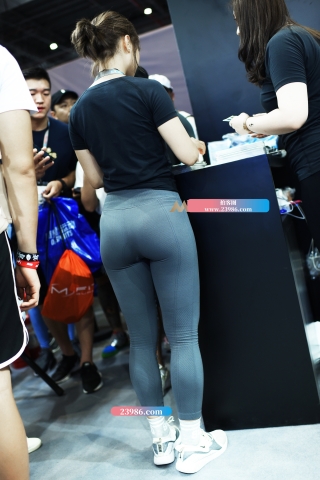 【咔喳赛贴】灰色运动装