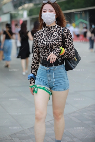 【玻璃赛帖】牛仔热裤