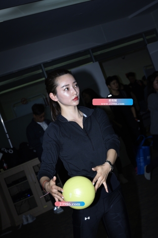 【咔喳赛贴】美女爱球操（城市版）（完整版）