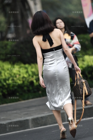 【咔喳赛贴】白裙