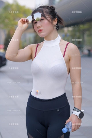 【红石赛帖】紧身美女**