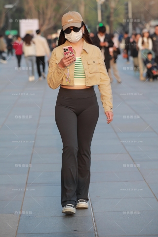 丰润紧身瑜伽裤