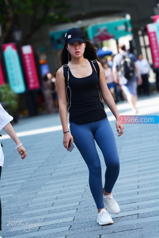 咔喳赛帖 -----兰色紧身瑜伽