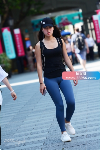 咔喳赛帖 -----兰色紧身瑜伽