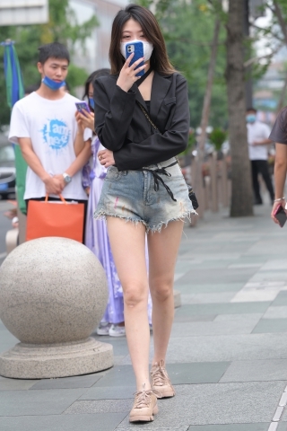 热裤长腿小妹（完整版）