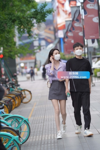 水汪汪的大眼睛仿佛会说话~