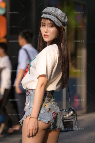 【街拍之魂赛帖】搭讪牛仔丰臀热裤