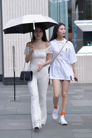 一字肩，性感蕾丝套装