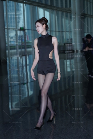 黑丝的小龙鼠 【图片➕视频】