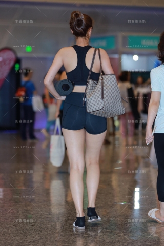 【小默赛帖】第1474篇★气场十足的美女★