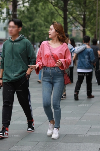 查看完整内容：紧牛小妹 - 共15张图片