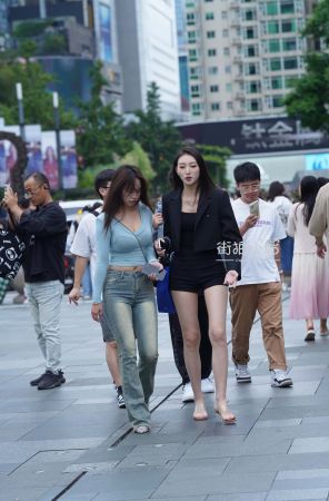 查看完整内容：美腿与牛仔！ - 共25张图片