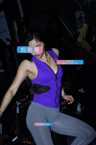 【咔喳赛贴】单车上的漂亮女郎