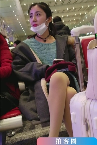 查看完整内容：4k-极品性感长腿肉丝袜高跟鞋美女（视频版） - 共6张图片