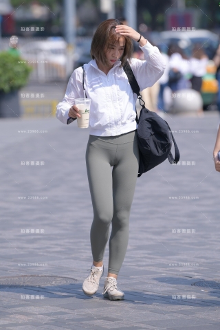 【红石赛贴】绿色性感瑜伽裤美女