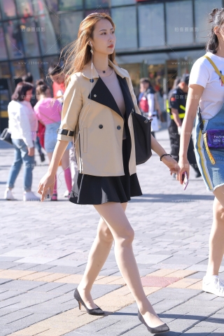 【街拍之魂赛帖】被风吹乱了发 一样有颜值