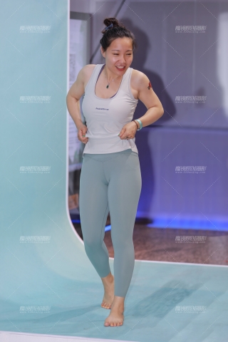 【小默赛帖】★靓丽阳光瑜伽美女★