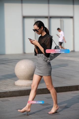 【凯恩赛帖】好身材高颜值包臀短裙