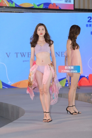 多模多套T台走SHOW