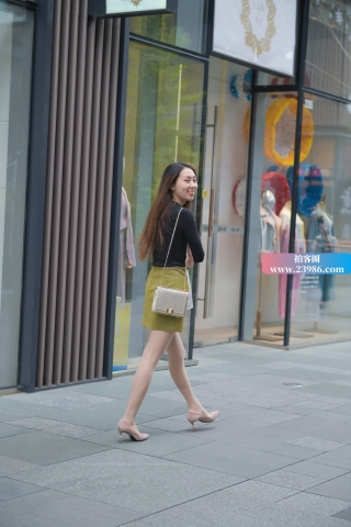 搭讪街拍靓丽女神