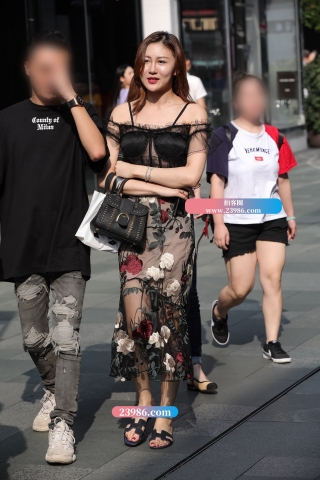 【凯恩赛帖】一身薄纱性感长裙