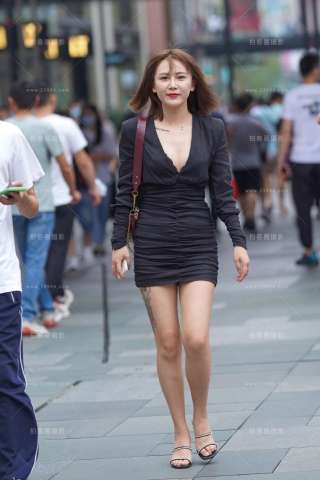 查看完整内容：成熟女人的味道 - 共21张图片