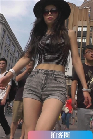 查看完整内容：极品性感小蛮腰热裤女神带上墨镜超酷 [2.24 GB]（视频版） - 共10张图片