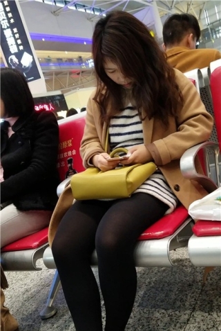 查看完整内容：4k-小清新黑丝袜美丽漂亮小姐姐（视频版） - 共6张图片