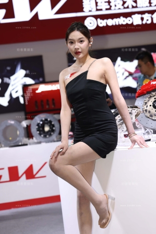 超级有质感的肉丝模特