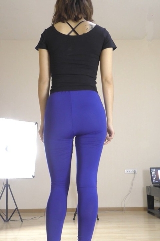 查看完整内容：优尚舞姿原版模拍蓝色紧身裤背面（视频版） - 共6张图片